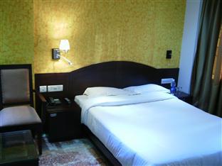 Suvarna Samphala Inn Bangalore Exterior photo
